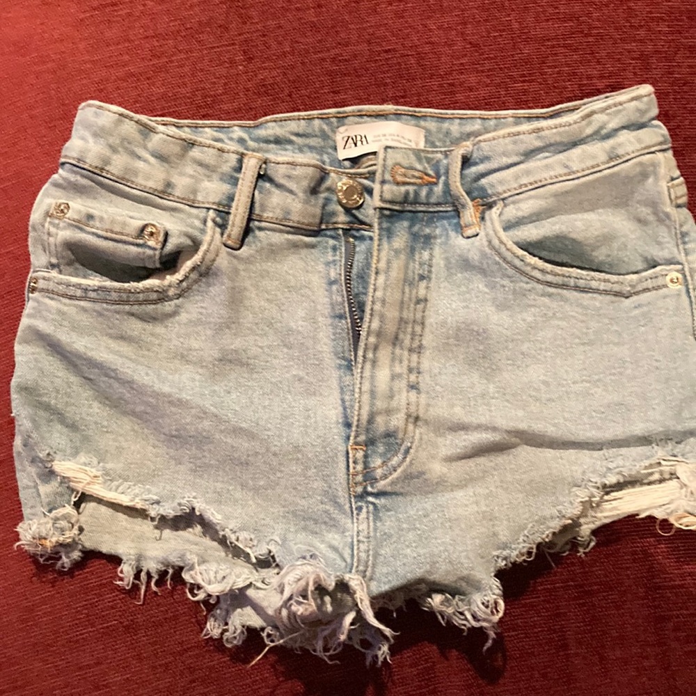Zara size 4 denim jean shorts